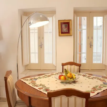Ortigia Boutique Apartment *